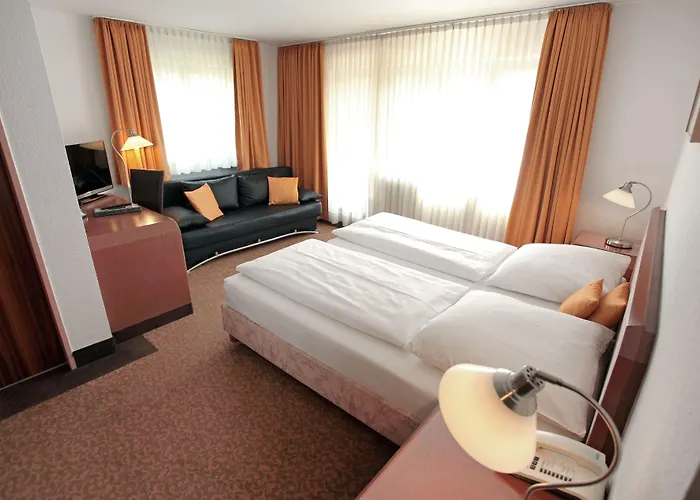 Flora Moehringen Hotel 3*