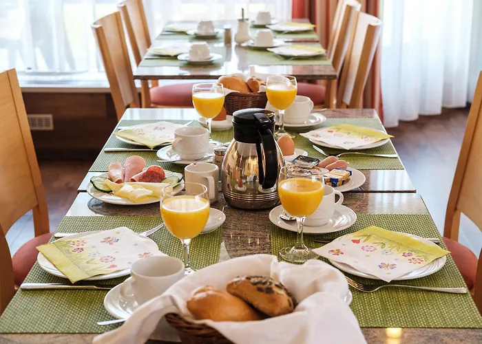 Flora Moehringen Hotel