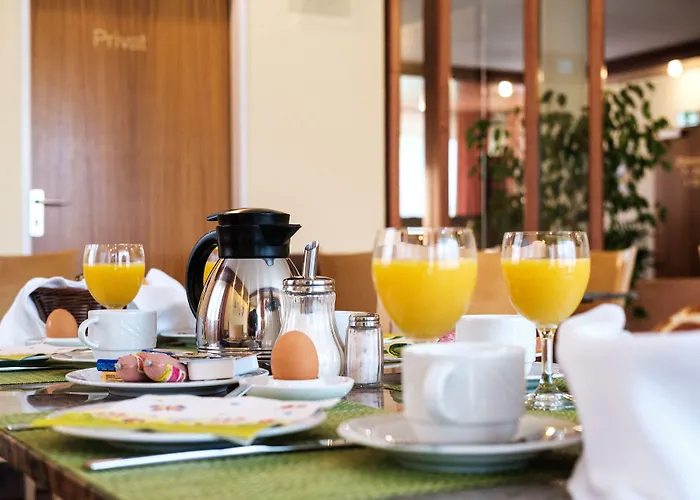 Flora Moehringen Hotel 3*