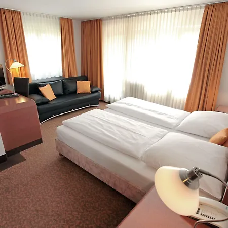 Flora Moehringen Hotel 3*