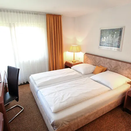 Flora Moehringen Hotel 3*