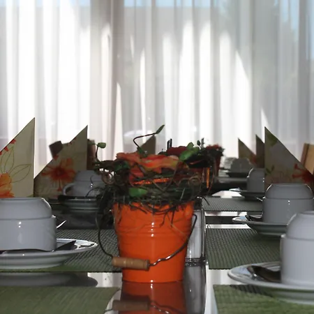 Flora Moehringen Hotel 3*