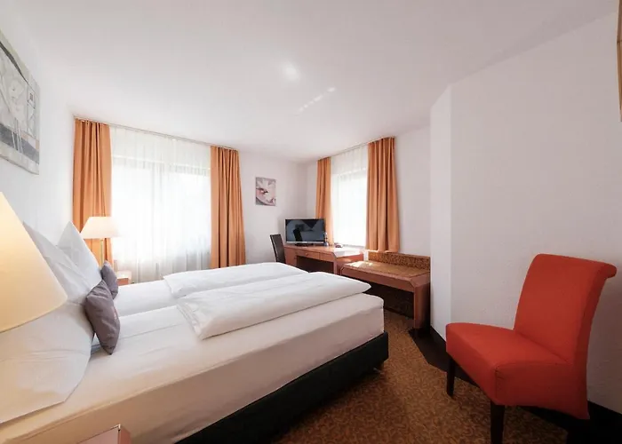 Hotel Flora Moehringen 3*