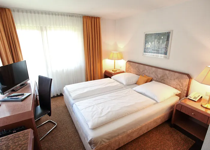 Flora Moehringen Otel 3*