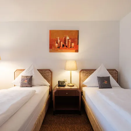 Hotel Flora Moehringen 3*